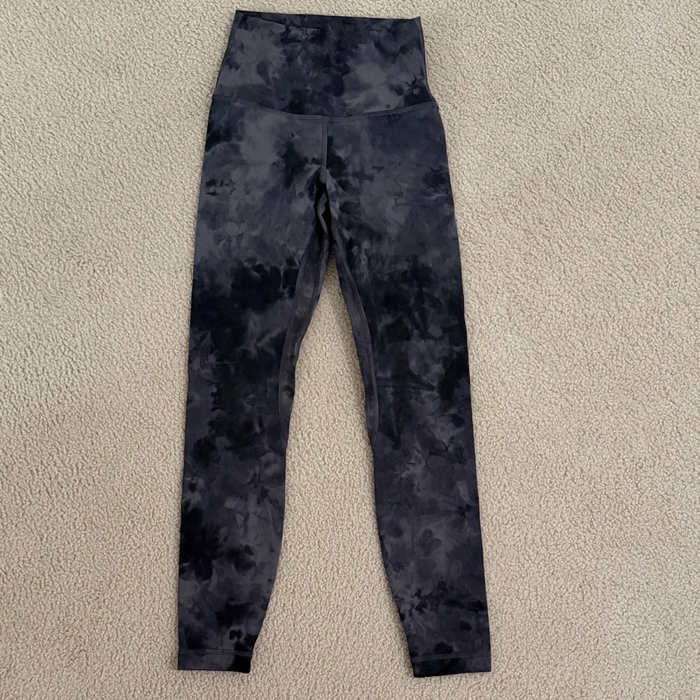 lululemon athletica Black Tie-Dye Leggings - Size 2